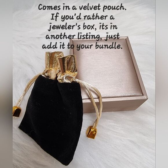 SHELL INITIAL PENDANT NECKLACE stainless steel gold plated A B C or D - Picture 10 of 14